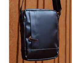 Фото - Черная сумка-барсетка через плечо Staff leather chameleon - Men box
