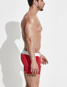 Фото - Красные шорты со шнуровкой Desmit - Men box
